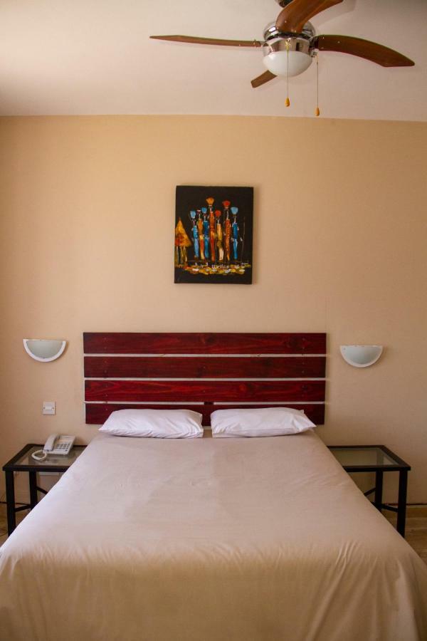 Horizon Inn Хараре Екстер'єр фото